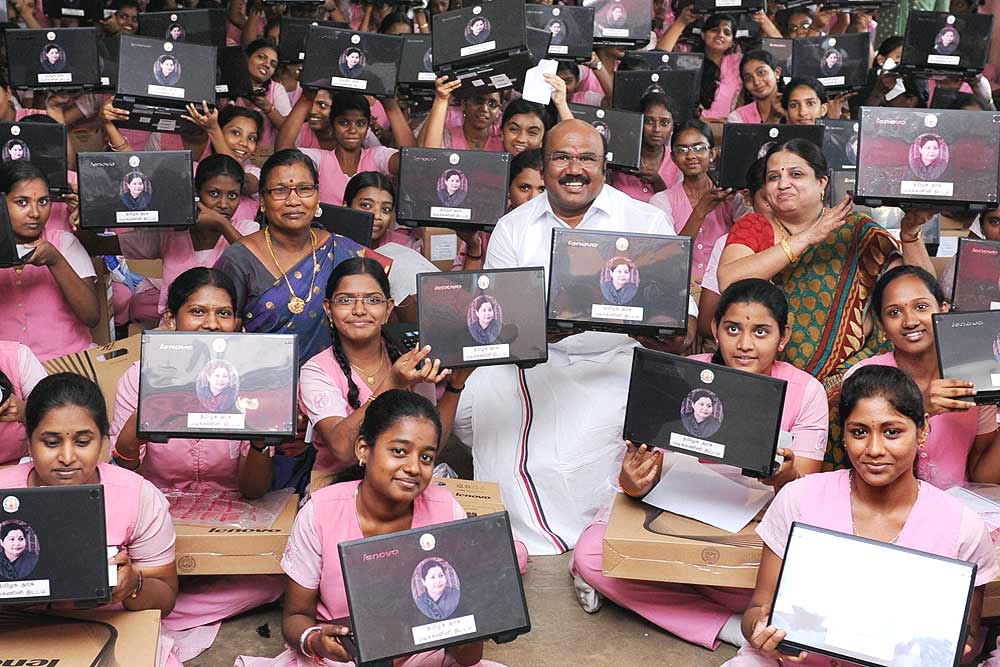 Free Laptop For Student In India 2020-2021